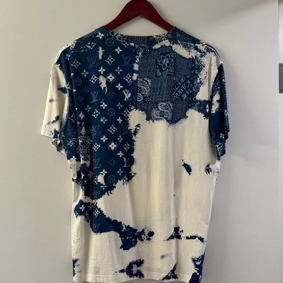 Louis Vuitton Navy and White Patterned Tee - Picture 8 of 12